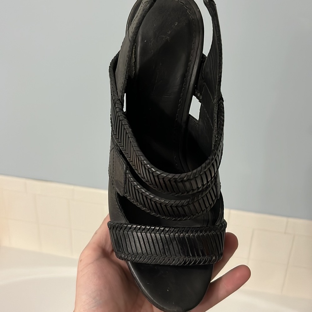 YSL tribute heels - Picture 4 of 8